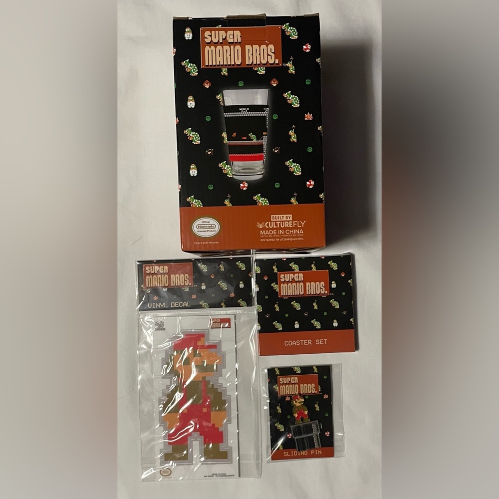 Culturefly Nintendo Super Mario Bros Collectors Box Items